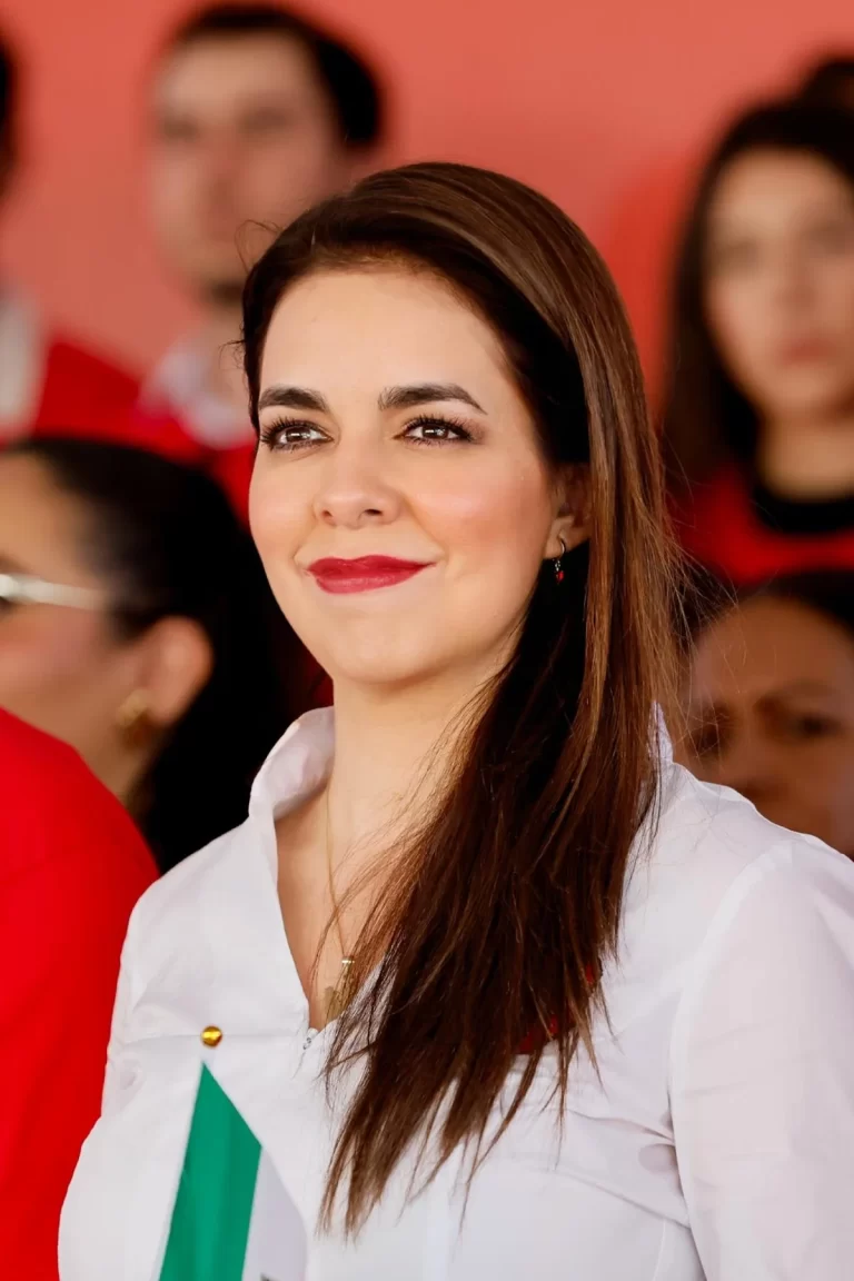Laura Haro